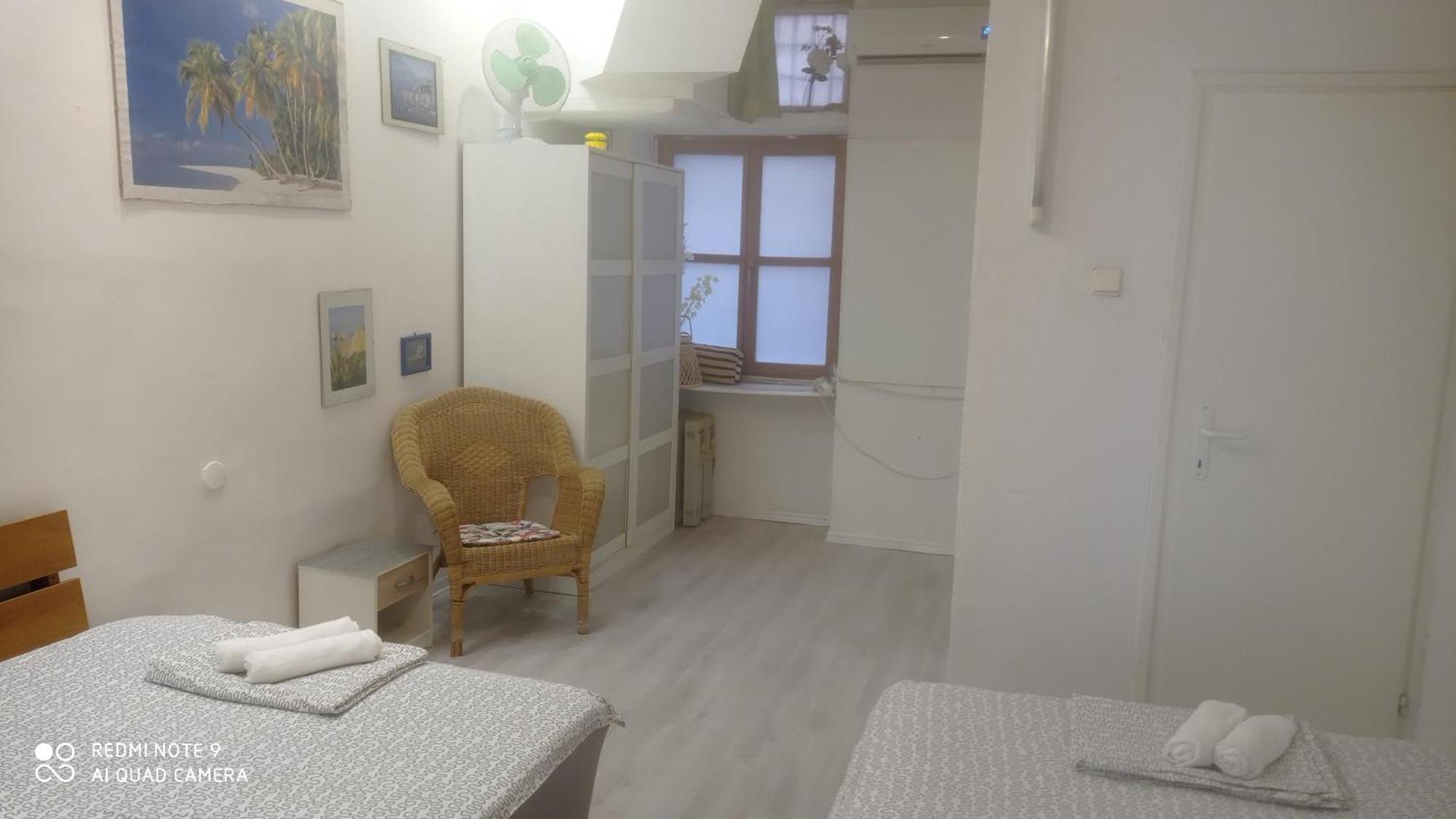 Apartment Youth Vita Zagreb Exterior photo